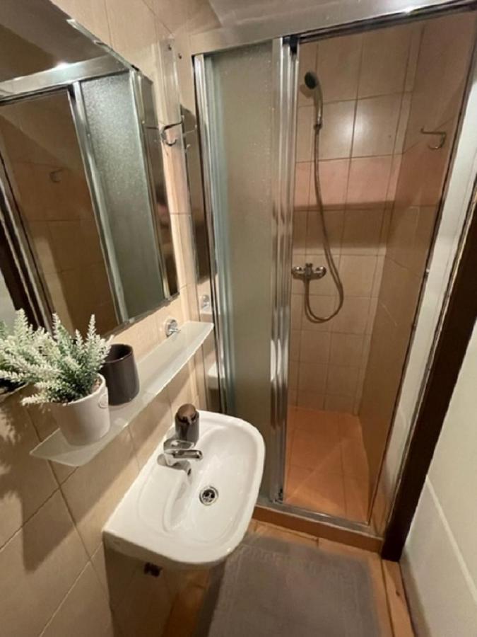 Privát Vavrúš Apartman Dóval Kültér fotó
